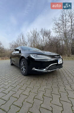 Седан Chrysler 200 2014 в 