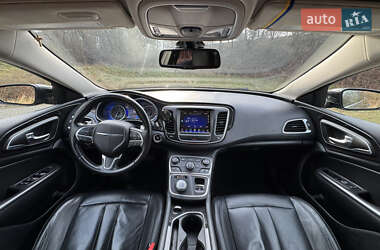 Седан Chrysler 200 2014 в 