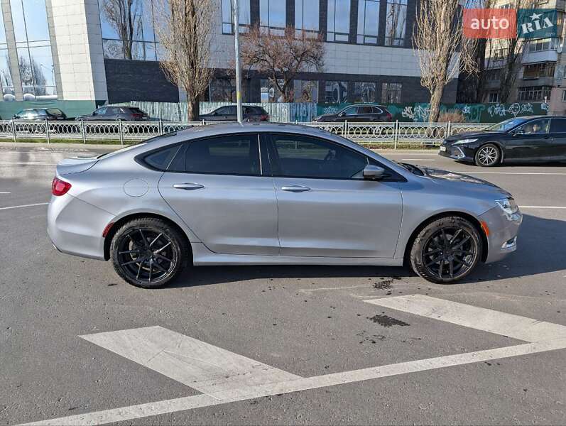 Chrysler 200 2014