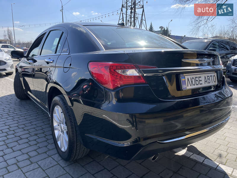 Седан Chrysler 200 2013 в Львове фото 4 Седан Chrysler 200 2013 в Львове