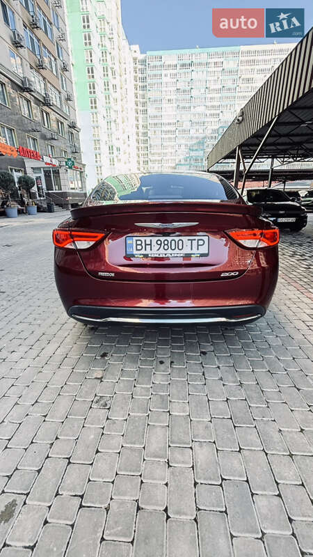 Седан Chrysler 200 2015 в Одессе