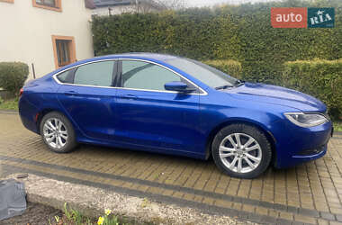 Седан Chrysler 200 2014 в 