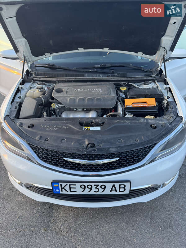 Седан Chrysler 200 2014 в Днепре