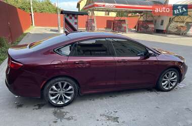 Седан Chrysler 200 2015 в 