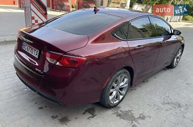 Седан Chrysler 200 2015 в 