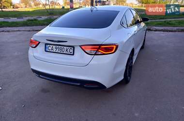 Седан Chrysler 200 2016 в 