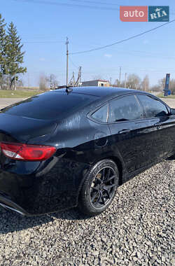 Chrysler 200 2016