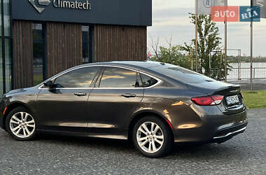 Седан Chrysler 200 2014 в 
