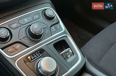 Седан Chrysler 200 2014 в 