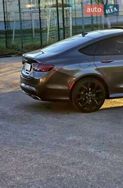 Седан Chrysler 200 2014 в 