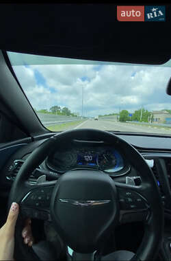Седан Chrysler 200 2015 в 