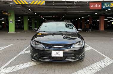 Седан Chrysler 200 2015 в 