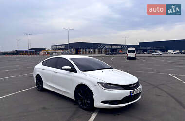 Седан Chrysler 200 2015 в Днепре