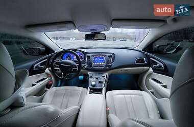 Седан Chrysler 200 2014 в 