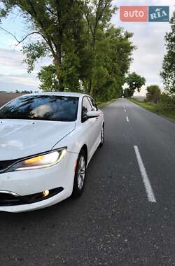 Седан Chrysler 200 2014 в 