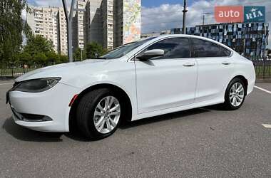 Седан Chrysler 200 2016 в 