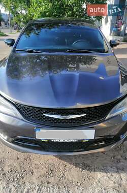 Седан Chrysler 200 2015 в 