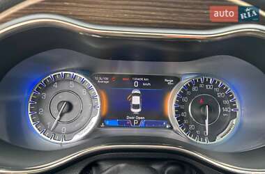 Седан Chrysler 200 2015 в 