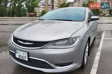Седан Chrysler 200 2016 в Киеве