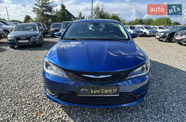 Седан Chrysler 200 2014 в 