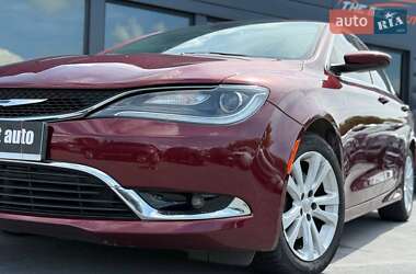 Седан Chrysler 200 2015 в 