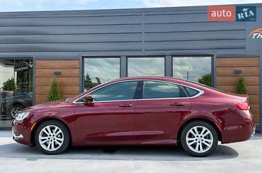 Седан Chrysler 200 2015 в 