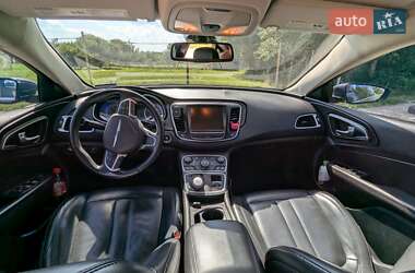 Седан Chrysler 200 2016 в 