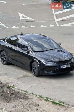 Седан Chrysler 200 2016 в 