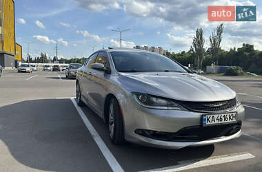 Седан Chrysler 200 2015 в 