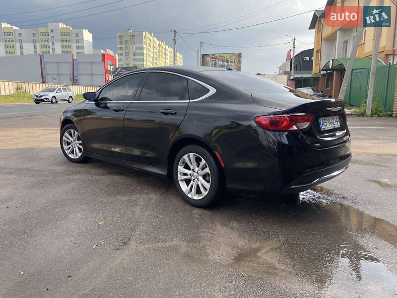 Chrysler 200 2015