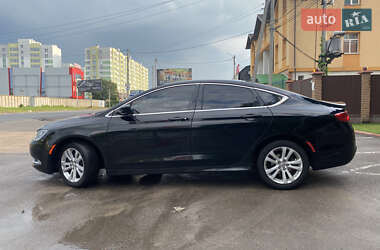 Седан Chrysler 200 2015 в 