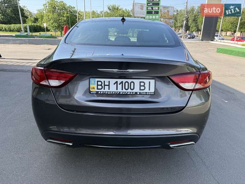 Седан Chrysler 200 2015 в Одессе