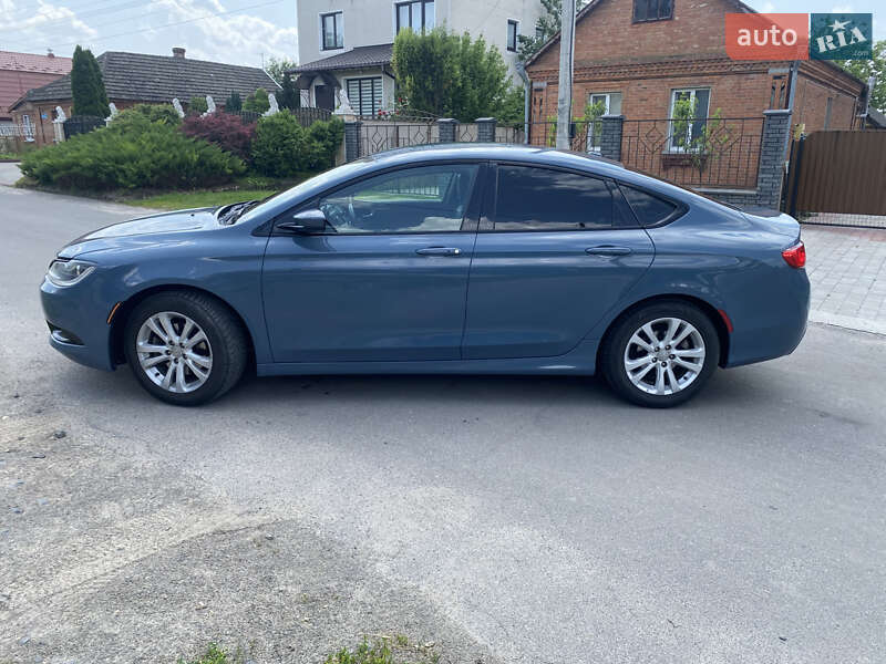 Седан Chrysler 200 2014 в Хмельницком