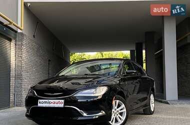 Седан Chrysler 200 2016 в 
