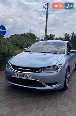 Седан Chrysler 200 2015 в 