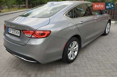 Седан Chrysler 200 2015 в 