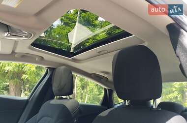 Седан Chrysler 200 2015 в 
