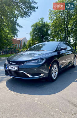 Седан Chrysler 200 2016 в 
