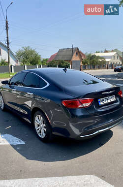 Седан Chrysler 200 2016 в 
