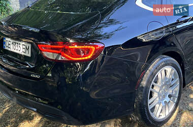 Седан Chrysler 200 2015 в 