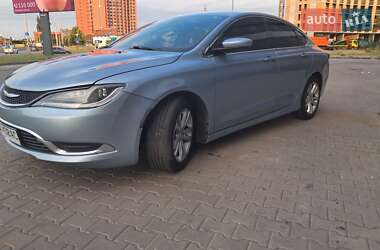 Седан Chrysler 200 2015 в 