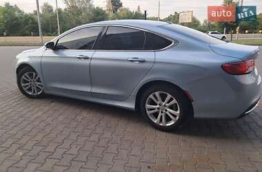 Седан Chrysler 200 2015 в 