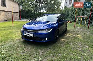 Седан Chrysler 200 2016 в Киеве