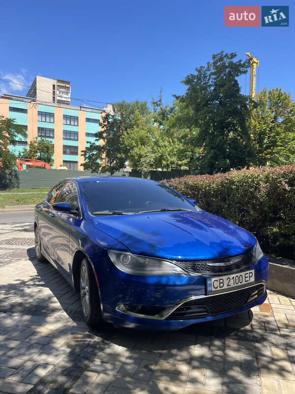 Chrysler 200 2015