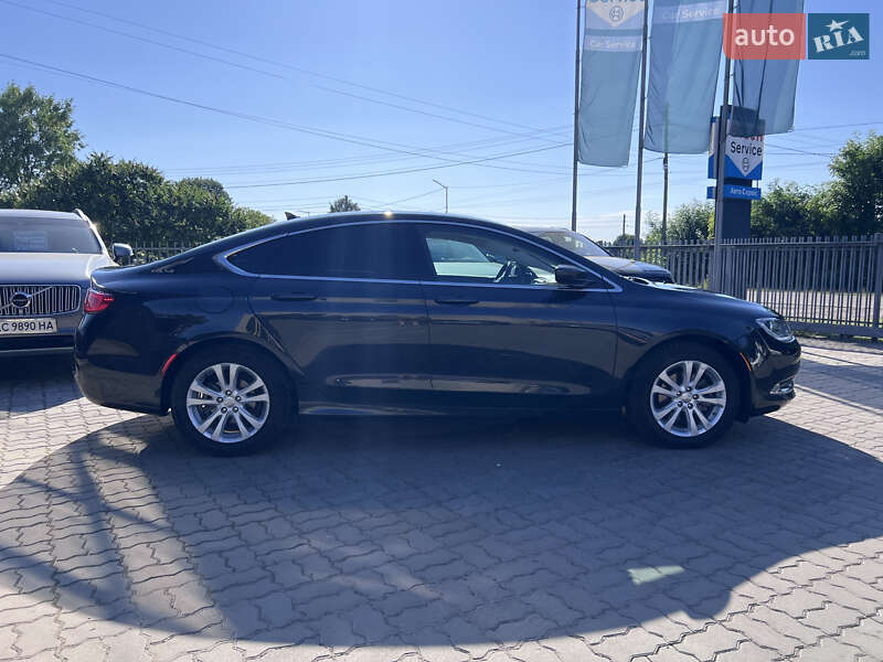 Седан Chrysler 200 2016 в Нововолинську фото 8 Седан Chrysler 200 2016 в Нововолинську