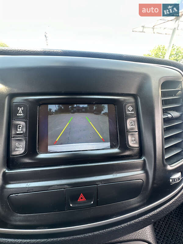 Седан Chrysler 200 2014 в Киеве