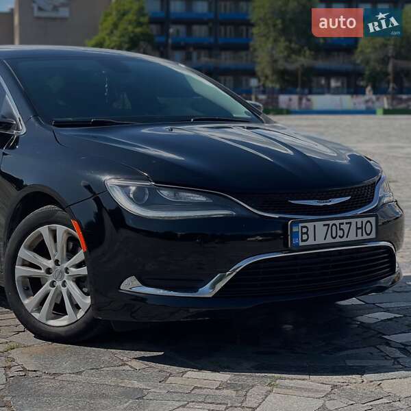Седан Chrysler 200 2015 в 