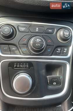 Седан Chrysler 200 2014 в 