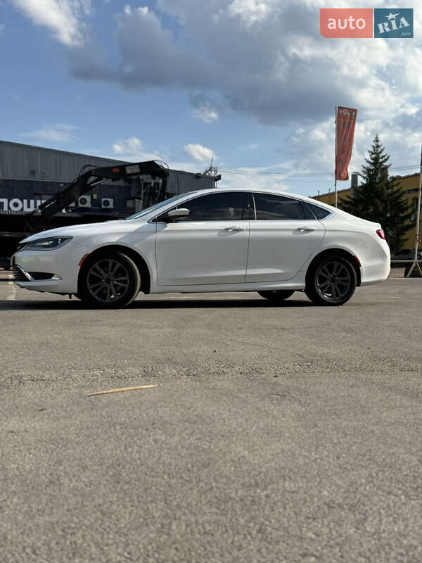 Седан Chrysler 200 2014 в Житомире