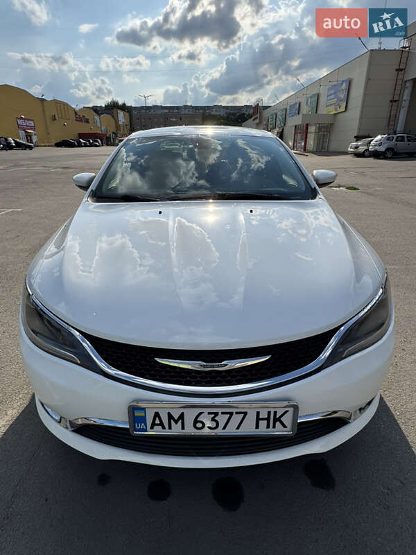 Седан Chrysler 200 2014 в Житомире
